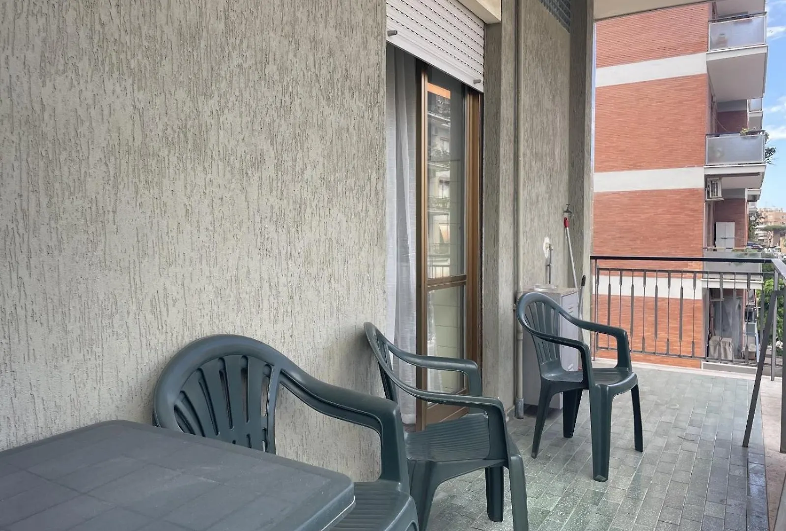 Cipriani Apartment Lido di Ostia 0*,  Italy